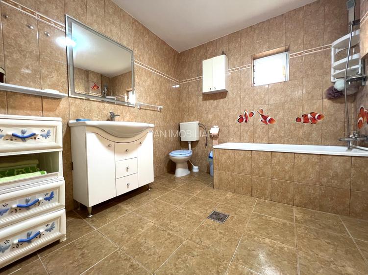 Casa Tuzla – 2 Constructii Individuale – 9 camere – 811mp teren - 19