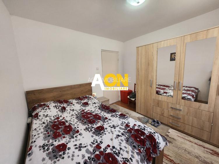 De vanzare apartament 3 camere, etaj intermediar, Cetate - 5