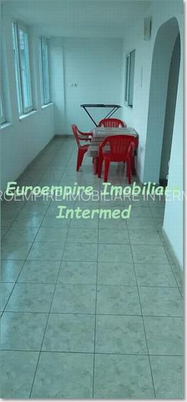 Vila de inchiriat in Constanta-Agigea, 4 camere,2 bai si 2 bucatarii - 2