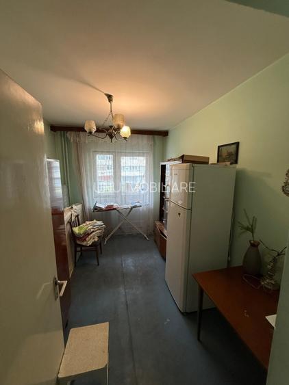 4 camere - Gara- Centru- etaj 1- liber- 170000 euro - 6