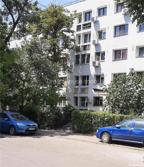 Apartament 4 camere Titan - Costin Georgian - Piata Minis - 9