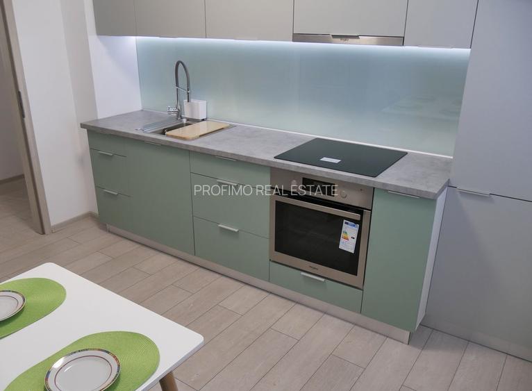 Tomis 3, apartament 3 camere decomandat, 2 bai, renovat, mobilat modern - 11