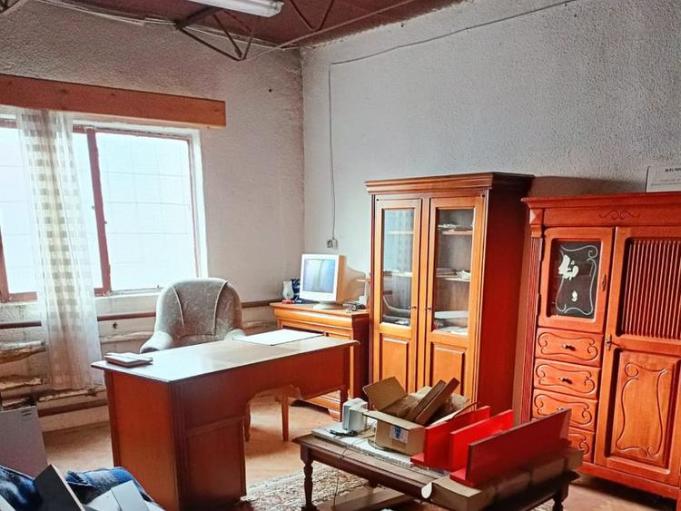 Spatiu comercial si depozite, teren 1673 mp, la iesire din Dej spre Cluj