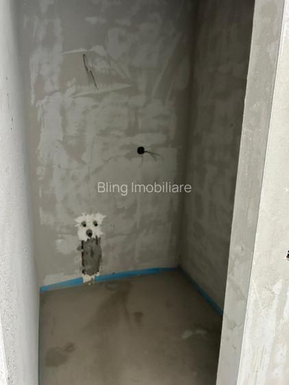 Apartament de 3 camere semifinisat/CF / 72,04 mp, balcon 4,20 mp, zona VIVO  - 6