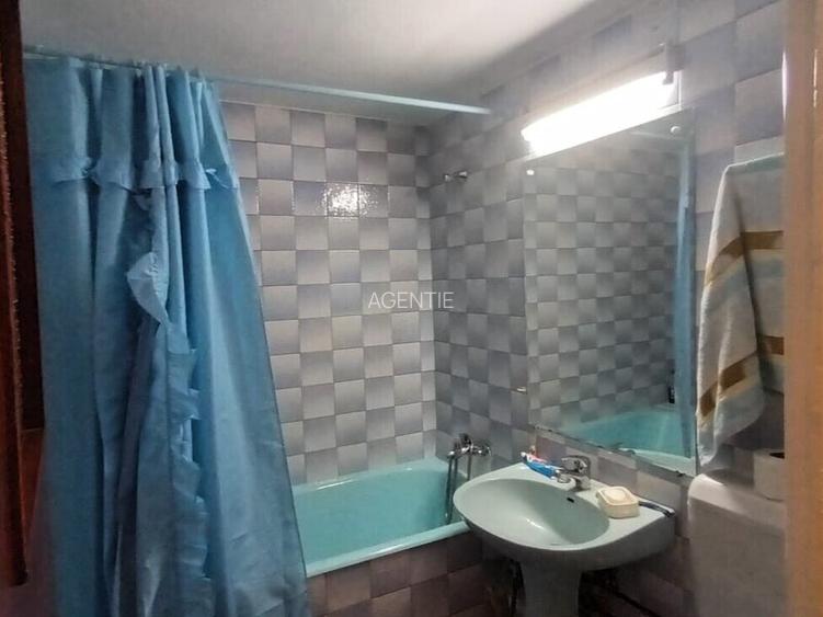 Basarabia-Intrarea Barsei bloc 1986 - 10