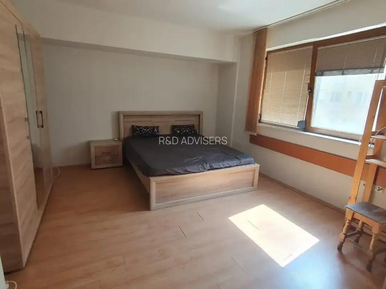 Universitate metrou 4min-Calea Victoriei - 6