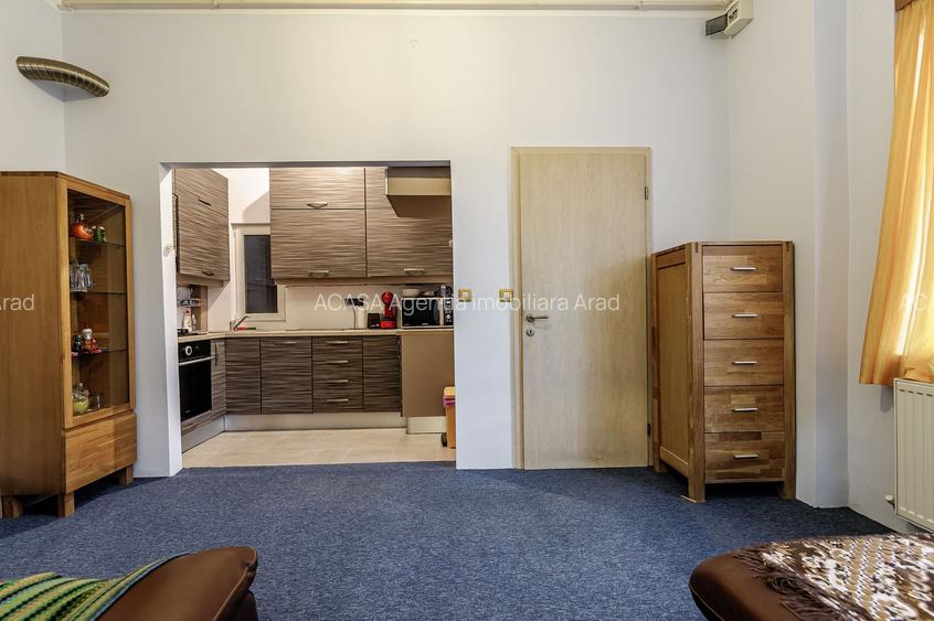 Apartament în Piața Catedralei, 93 mp utili. - 4