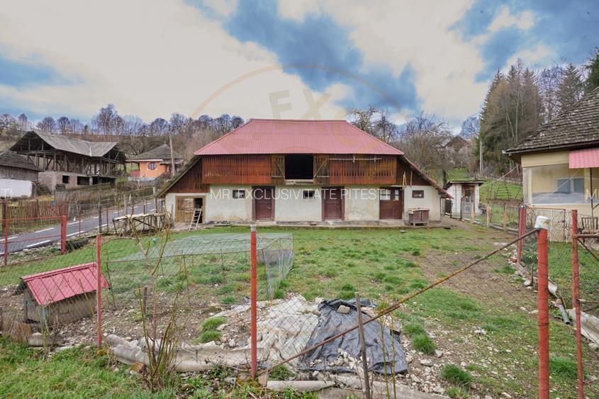 Casa  la munte cu teren generos in Com. Nucsoara, loc. Slatina jud. Arges! - 14