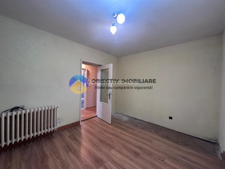 Apartament de vanzare 3 camere- pretabil pentru spatiu comercial - 5