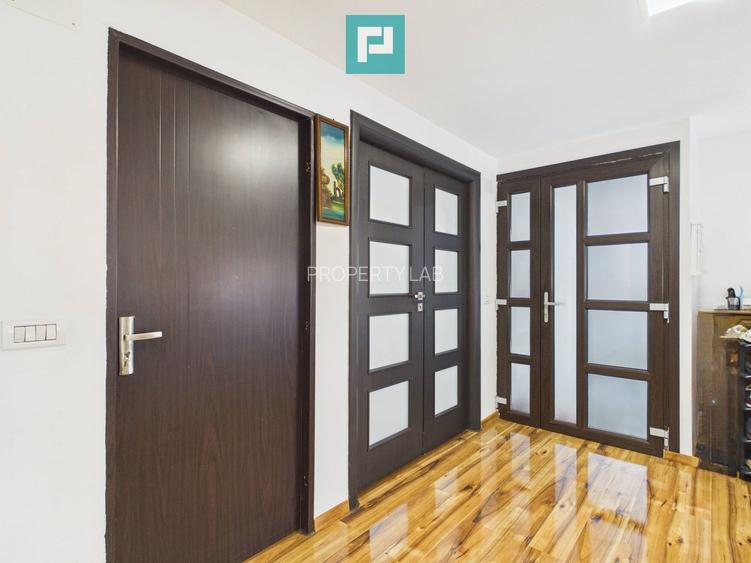 Casă plus spațiu comercial | Dudeștii Noi - 10