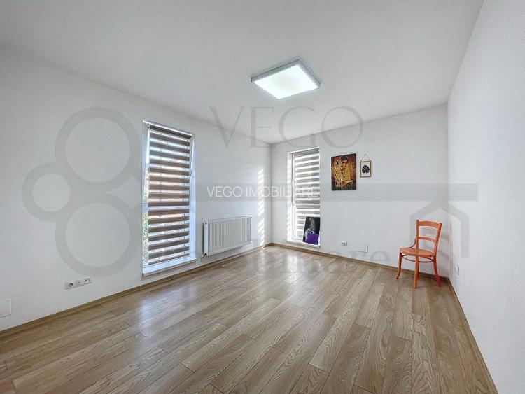 Casa tip duplex, 137 mp, P+1+M, zona Platinia Shopping Center - 9