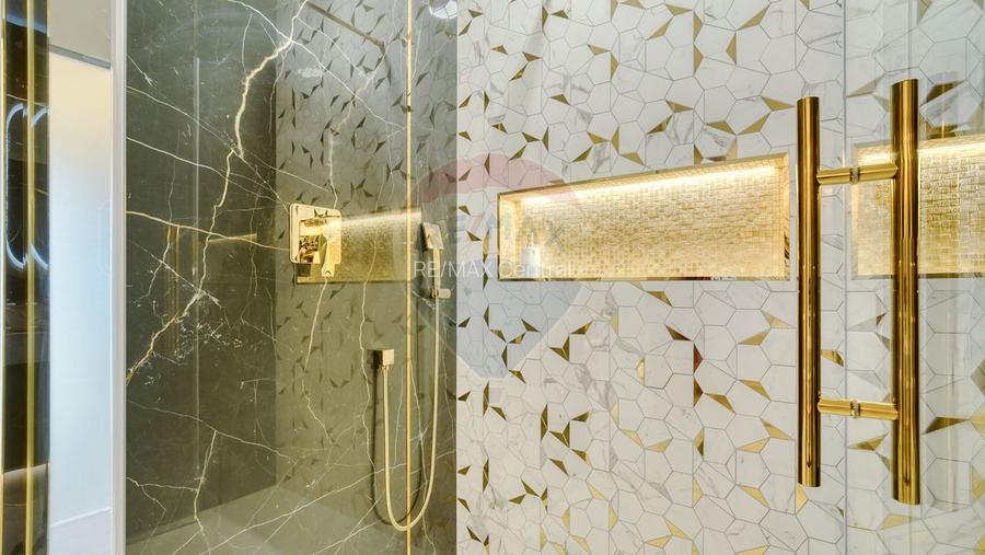 Design, Panoramă și Exclusivitate — Calea Poienii - 38