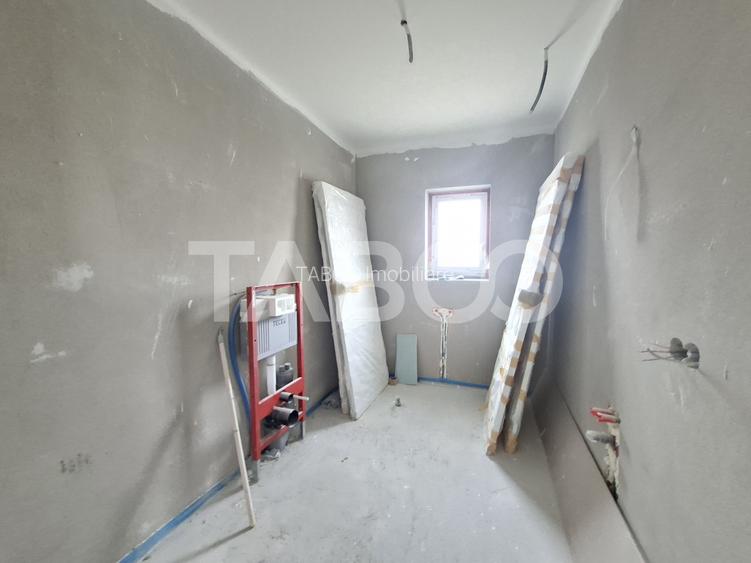 Casa tip duplex de vanzare cu acces auto curte terasa Selimbar - 11