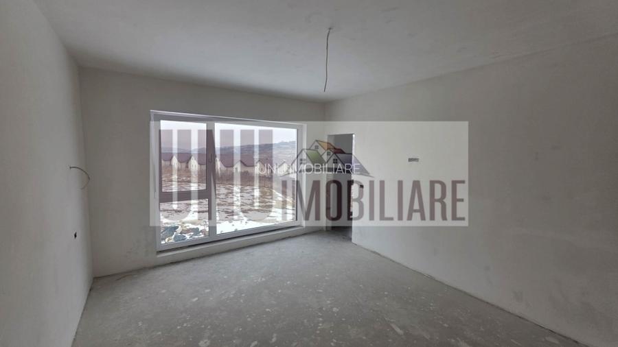 Casa,Bucium-sos Barnova, 200 mp utili,4 dormitoare,4 bai - 14