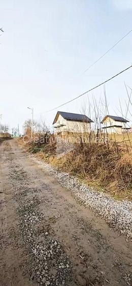 OPORTUNITATE DE INVESTITIE: Teren pentru construcție case compus din 17 loturi - 4