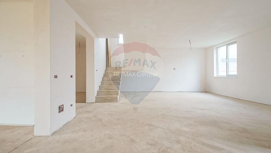 Casă Individuală în Cartierul Izvor - 7