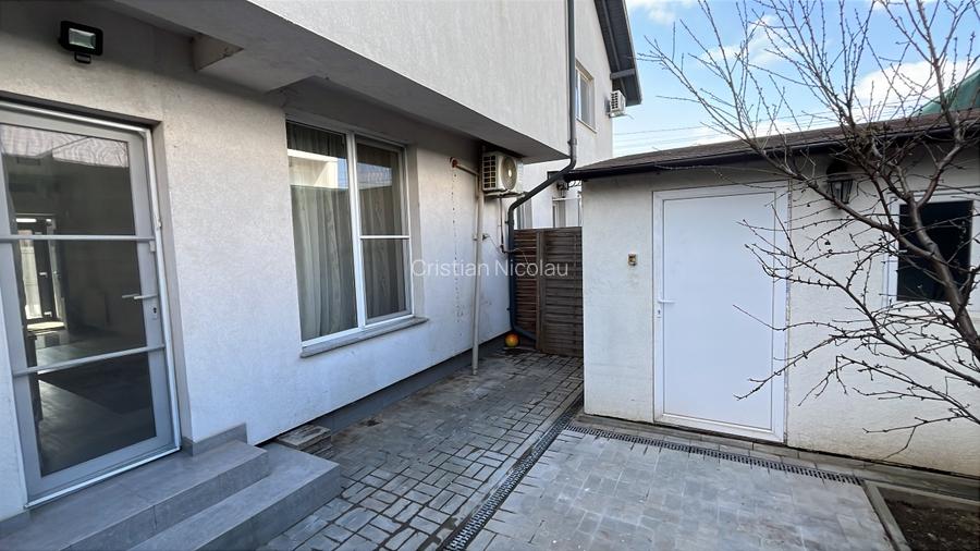 Casa doua fațade super utilata - 8