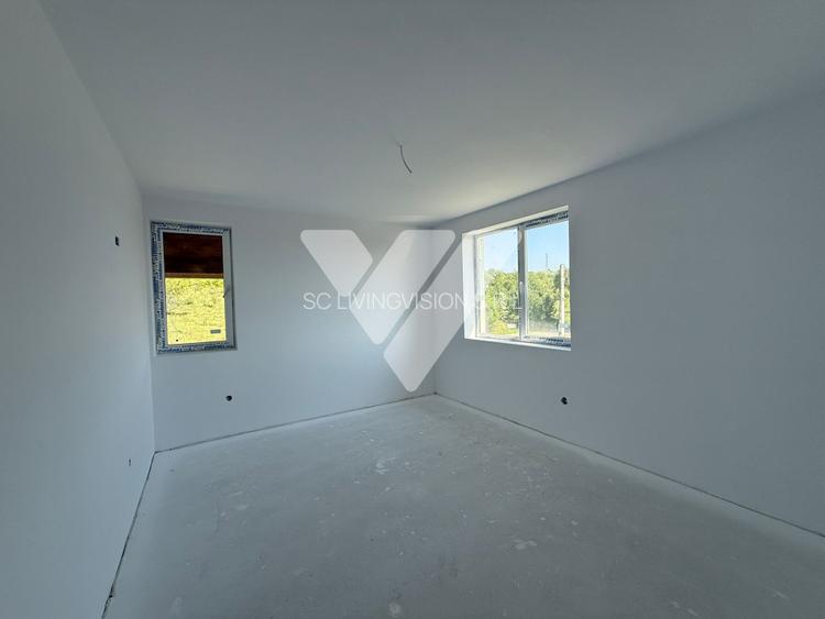 Casa tip duplex 5 camere si teren 250 mp de vanzare in Cisnadie Sibiu - 2