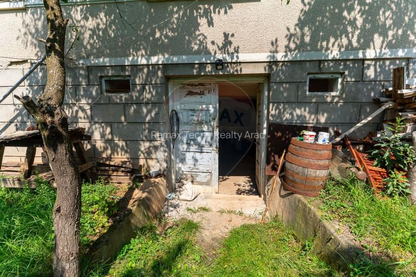 Casă / Vilă cu 3 camere de vânzare - 30