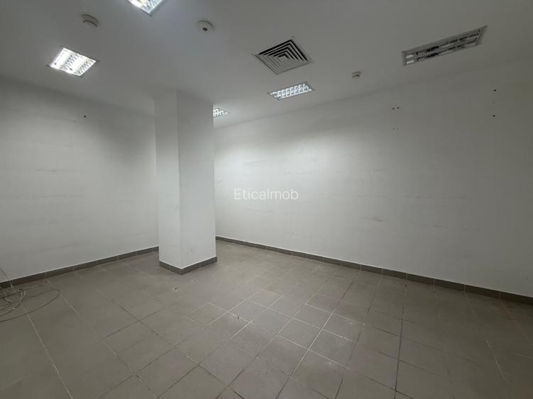 Spațiu comercial PREMIUM | Locație centrală | Vizibilitate maximă | Trafic . - 20