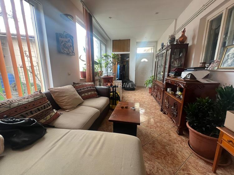 Casa  cocheta , la sol, caramida, teren 386 mp/desch. de 13 m,garaj, 299000 euro - 8