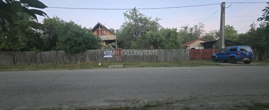 Casă cu 7.769 mp teren și pădure | Budieni | 53.000€ - 14