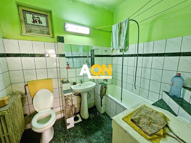 Casa veche, 5 camere, 287 mp teren, zona Prefectura. Necesita renovare - 12