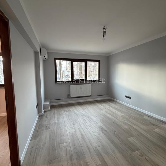 parter de bloc stradal / Dimitrie Cantemir langa gura de metrou Tineretului - 3