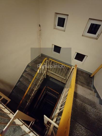 Garsoniera renovata Emil Racovita -Aparatorii Patriei -sector 4 - 7