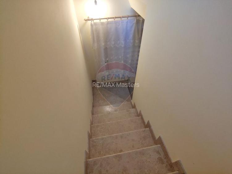 Casă / Vilă de lux cu 5 camere de vânzare în Vadu Moldovei, Suceava - 60