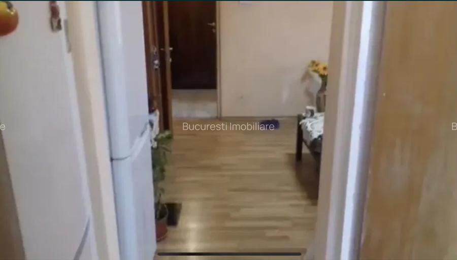 Piata Resita, Grand Arena bl.1978,reabilitat,et.1/4,Liber - 2