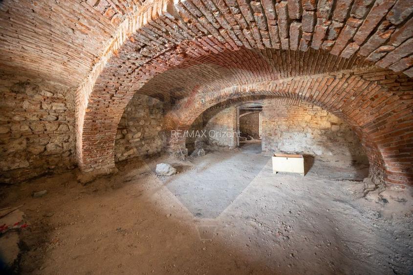 COMISION 0% | CASA SASEASCA | LA ROSU | CENTRU | RASNOV - 12