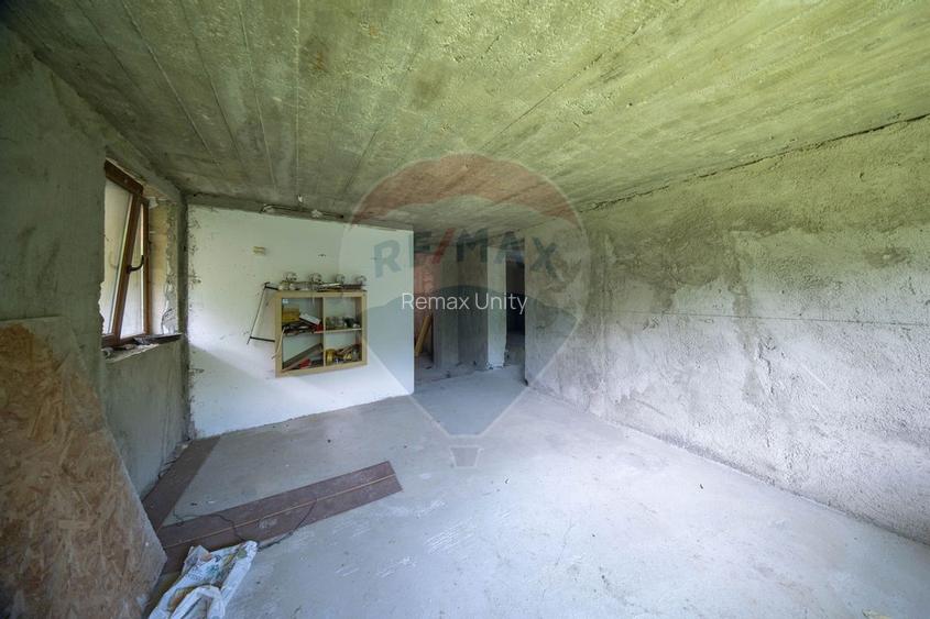 Casă / Vilă cu 8 camere / 7 bai de vânzare, Moieciu de Jos - 27