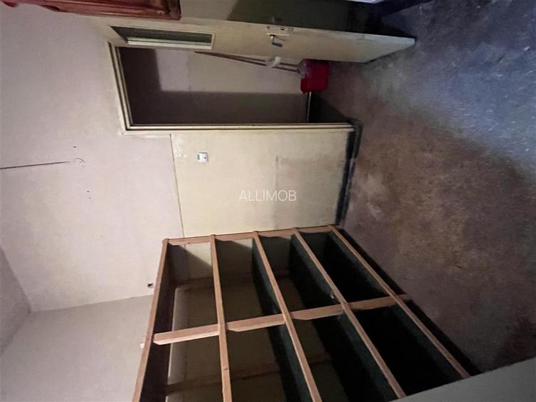 Spatiu comercial de 120 mp in Plopeni, zona cu vad . - 15