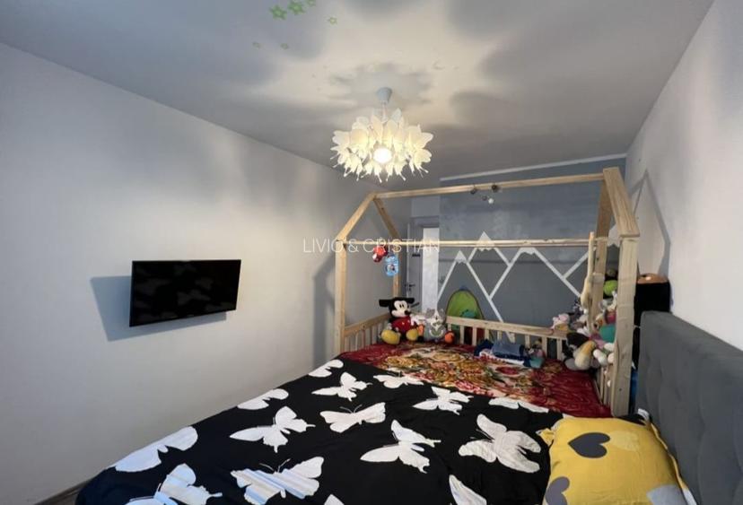 APARTAMENT 3 CAMERE BACOVIA FIALD ET 5/6 - 4