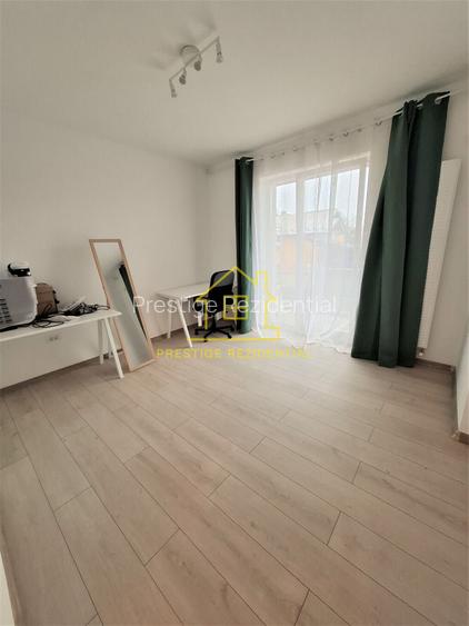 Oltenitei-Paraul Rece- 3 Cam- 77mp-Dec- Mutare rapida- Et.1- Parcare - 8