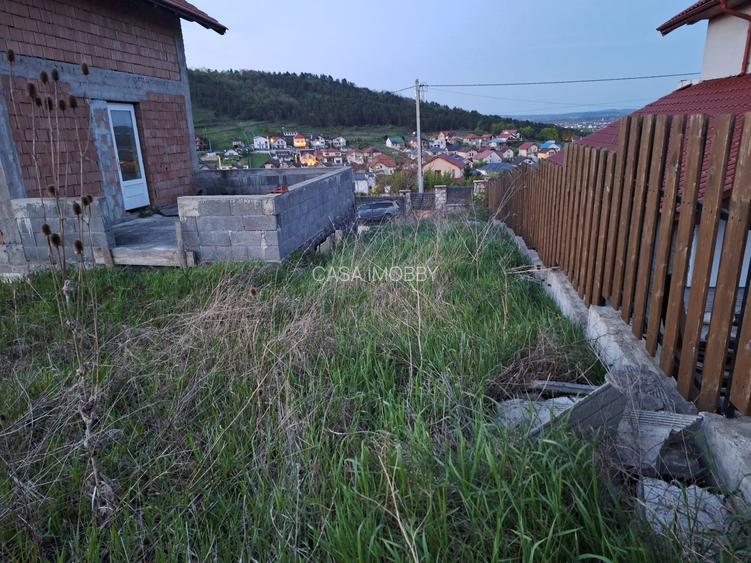 Casa de vanzare Campenesti,suprafata utila 200mp,teren 1000mp. - 2