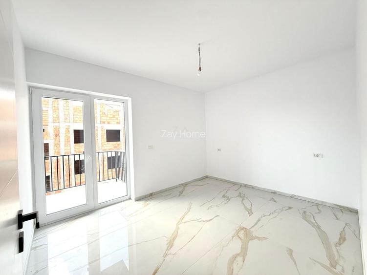 Disponibil imediat. Drum asfaltat. 2 locuri de parcare acoperite. - 5