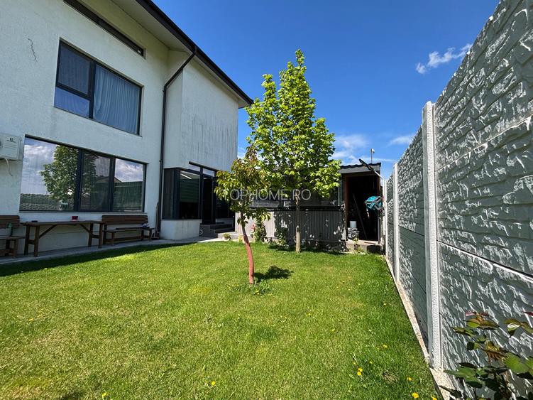 Strada Miorita - 240 mp utili - 180.000 Euro - 750 Euro/mp - 12