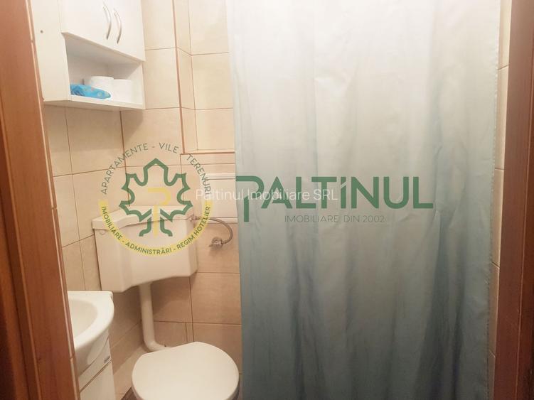 Garsoniera et.1 Semaforului - 5