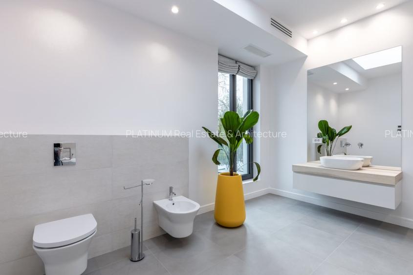 Exquisite Premium Villa for Sale: Unparalleled Elegance towards Baneasa Forest - 32