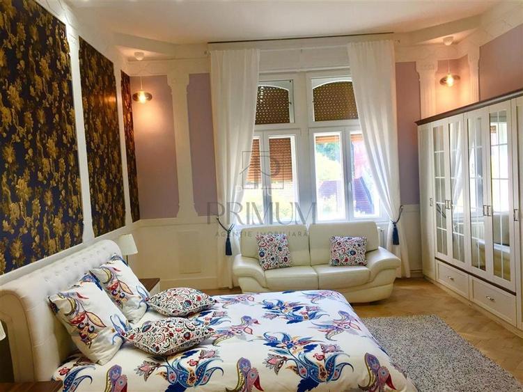 SINAIA - CLADIRE ISTORICA - 4 CAMERE - 2 BAI - CENTRALA PROPRIE - CLIMA - ETAJ 2 - 2