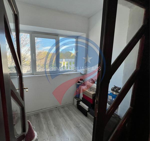 Apartament de vanzare zona 1 Mai - 7