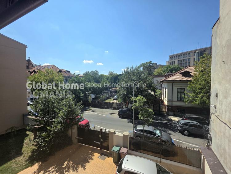 Cismigiu Garden | Office Interbelic Villa - 12 Rooms - 637 Land - 441Sqm Surface - 33