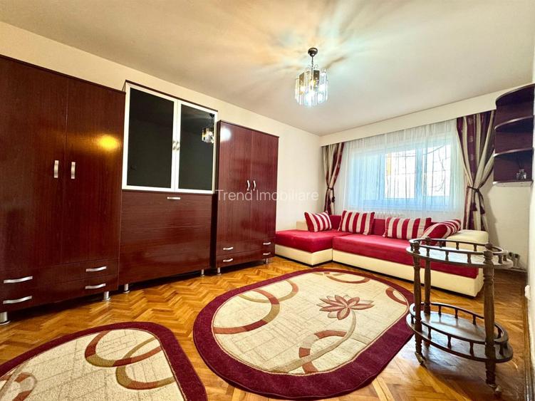 Apartament cu 3 camere decomandate si loc de parcare - 2