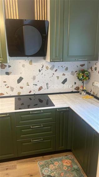 Casa de vanzare renovata complet 2025 Centru Civic - 11