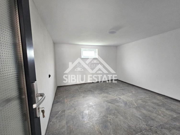 Casa cu garaj si pivnita, NOU - 20