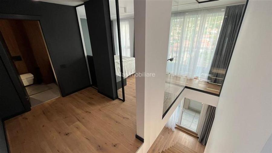 PENTHOUSE 3 camere,115mp terasa,parcare,zona Dedeman,panorama deosebita - 18