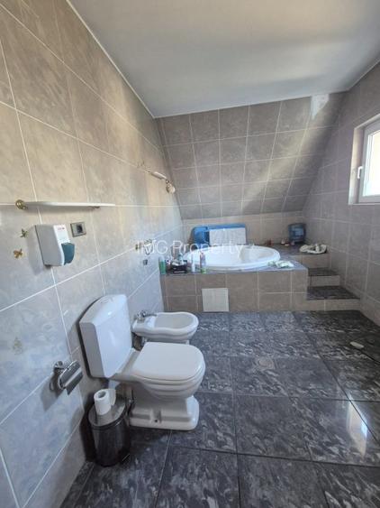 Vila spatioasa P+3E+M, curte 500mp, Herastrau-Ambasada China - 14