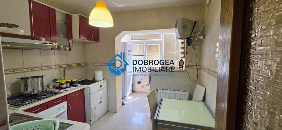 E3- 3 CAMERE DECOMANDAT ETAJ 2, CENTRALA GAZ